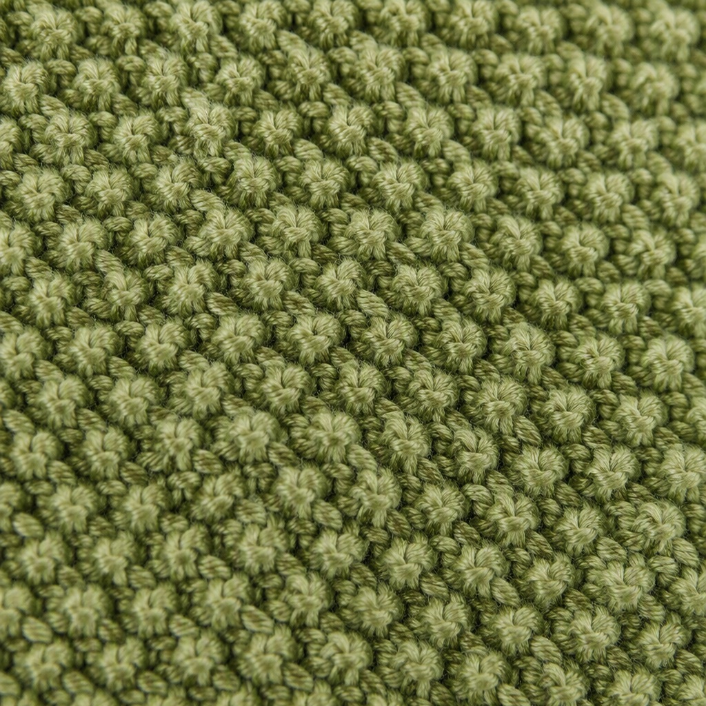 7GG Tuck Stitch / Fancy Stitch knit stitch close-up